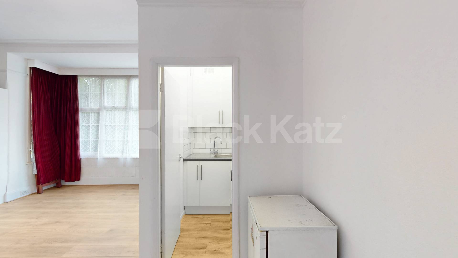 Modern Studio Aylestone Avenue, Brondesbury 